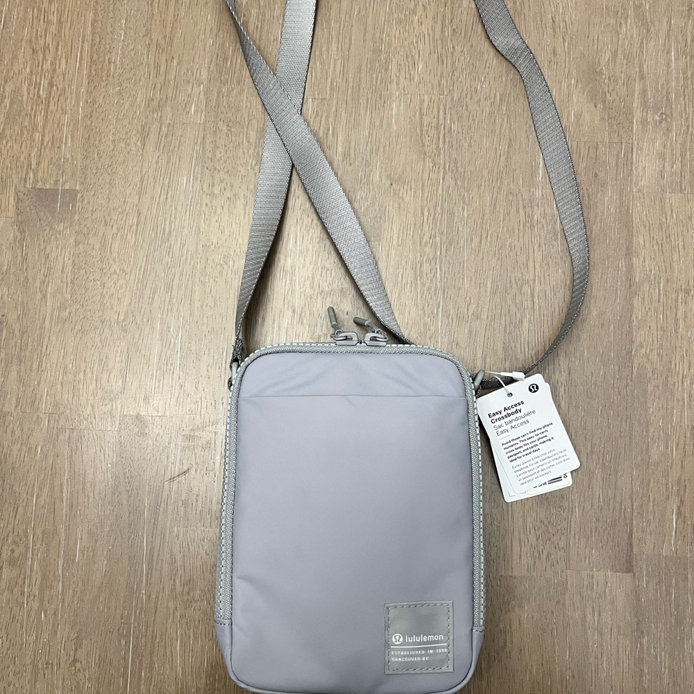 NEW lululemon easy access crossbody bag